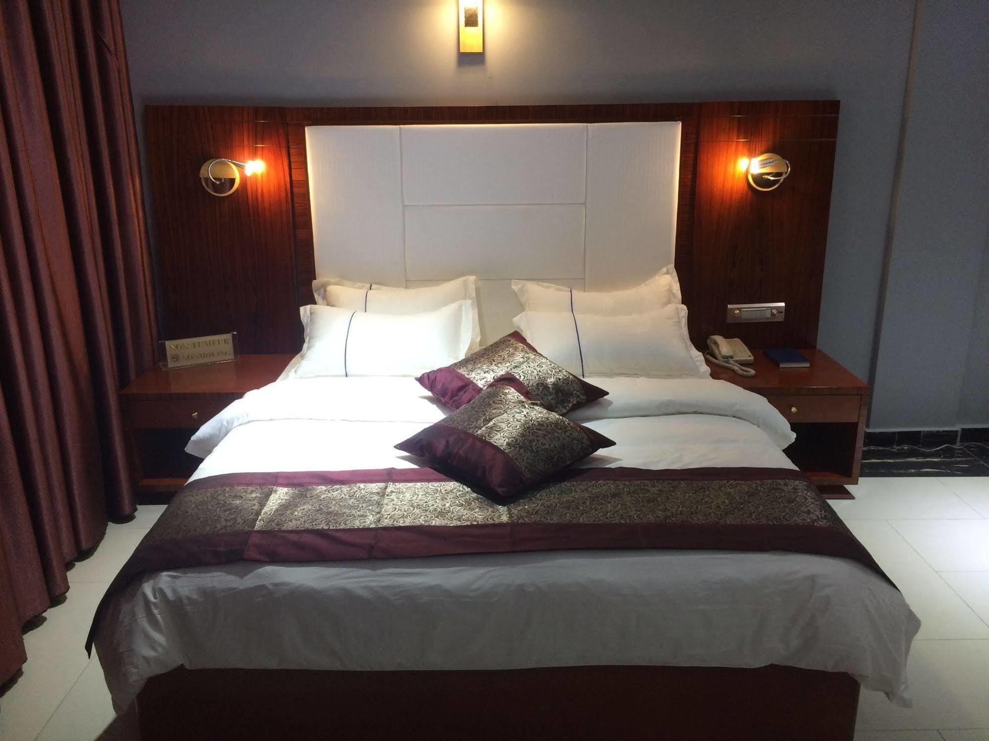 Sun Beach Hotel Cotonou Dış mekan fotoğraf