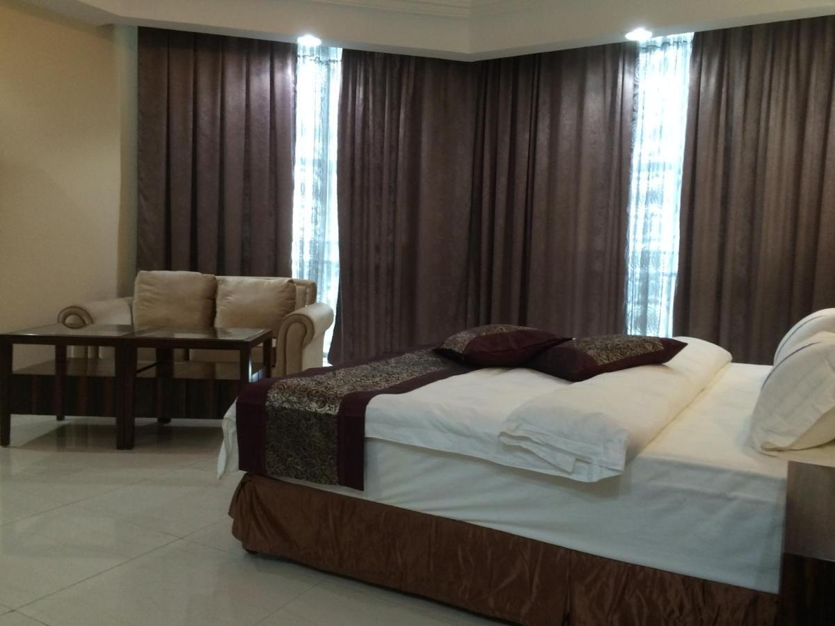 Sun Beach Hotel Cotonou Oda fotoğraf